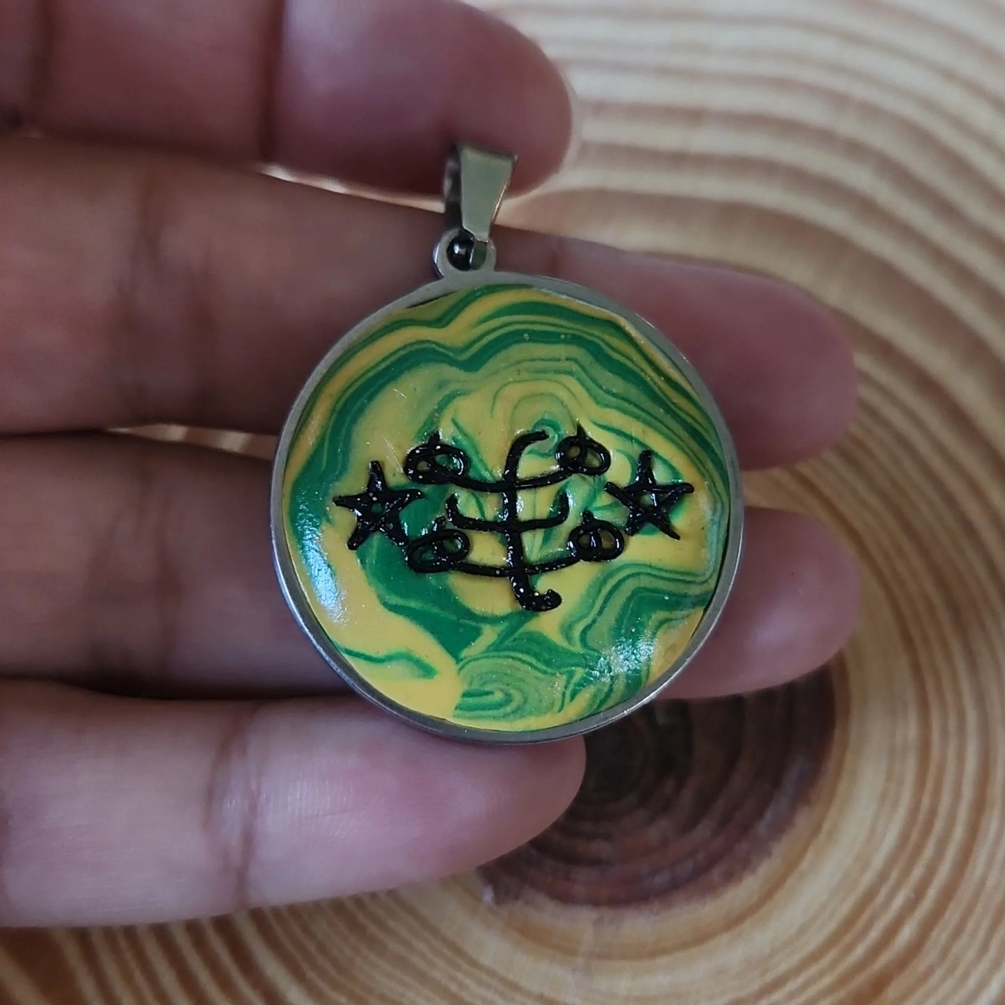 Baha'i Pendant - Ringstone Symbol